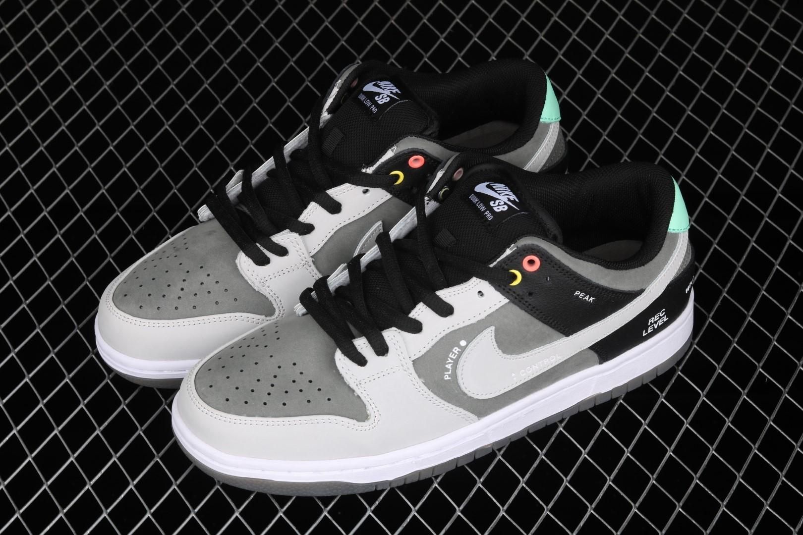 NikeSB Dunk Low 'Camcorder'