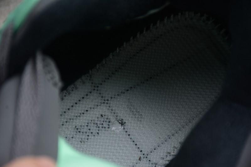 Air Jordan 4 AJ4 Retro - Green Glow