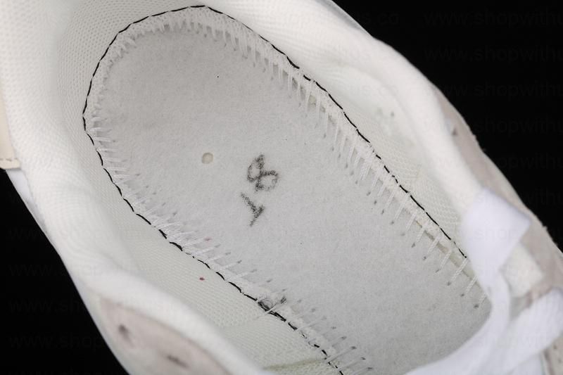 sacai xNike VaporWaffle - Sail