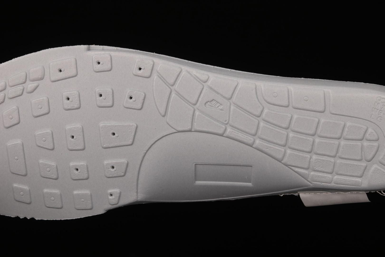 NikeAir Max 1 - CLOT Kiss of Death