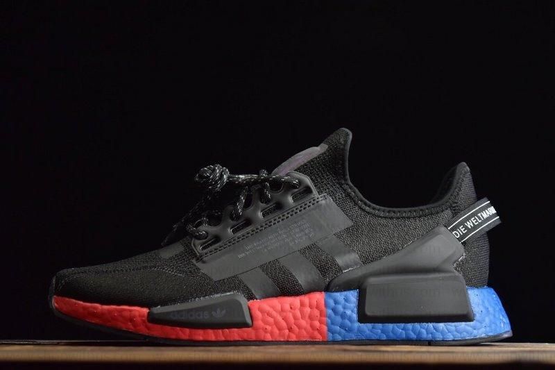 adidasOriginals NMD V2 - Core Black/Carbon