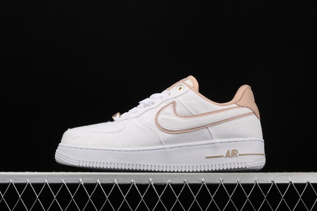 NikeWMNS Air Force 1 AF1 - White/Bio Beige