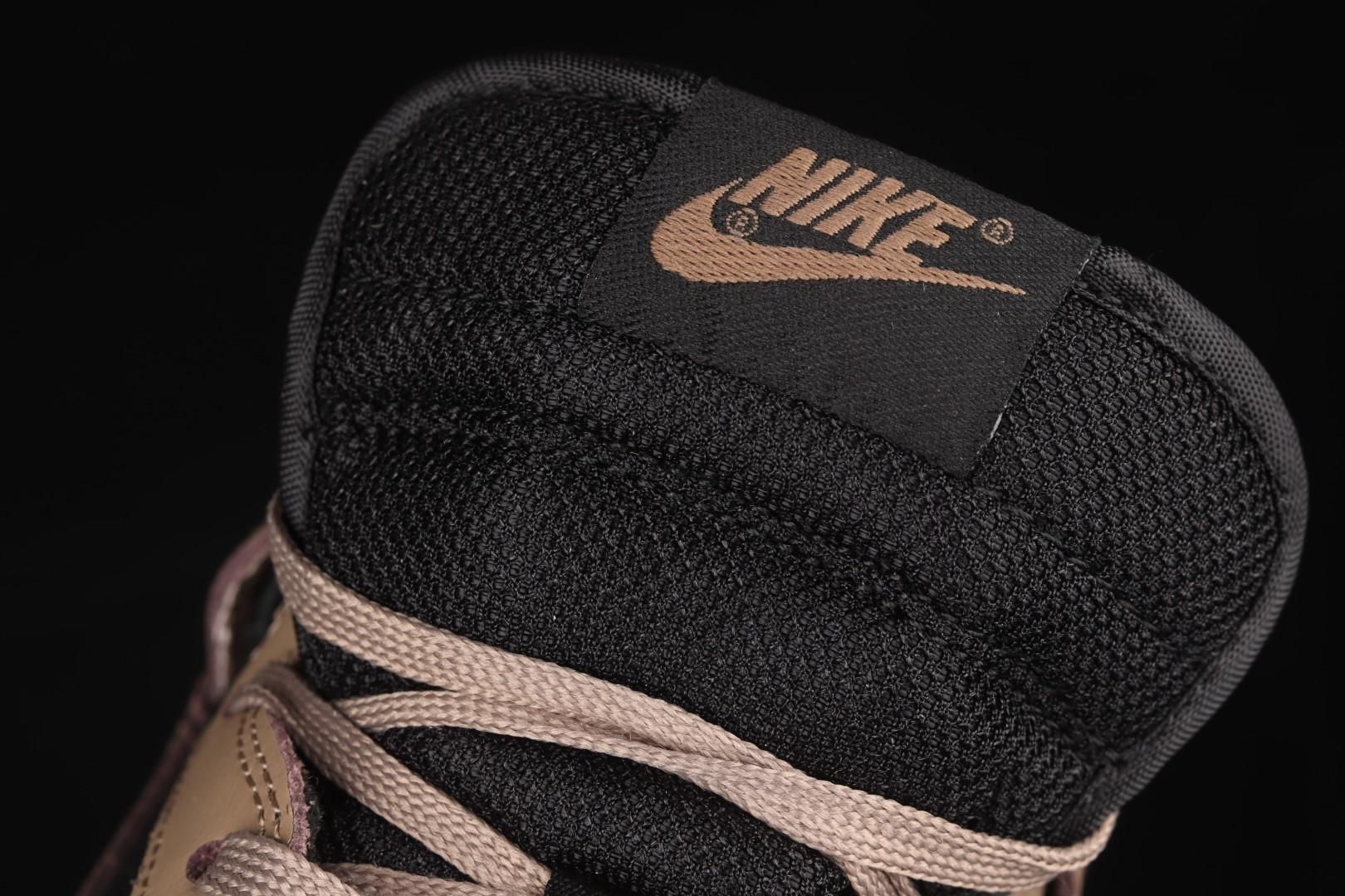 NikeWMNS Dunk High - Moon Fossil