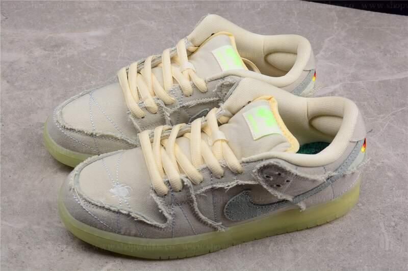 NikeSB Dunk Low - Mummy