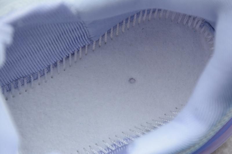 NikeUnisex Air Max 720 - Pure Platinum/Oxygen Purple