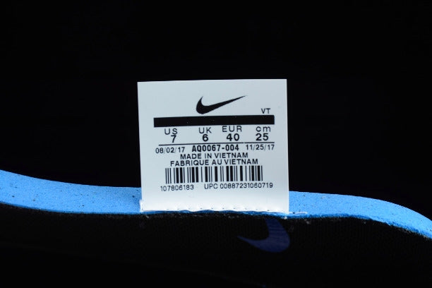 NikeUnisex Epic React Flyknit Running Shoes - Black/Racer Blue