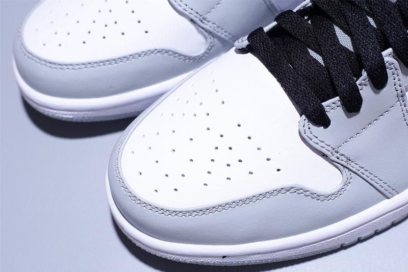 Air Jordan 1 AJ1 Mid - Light Smoke Grey