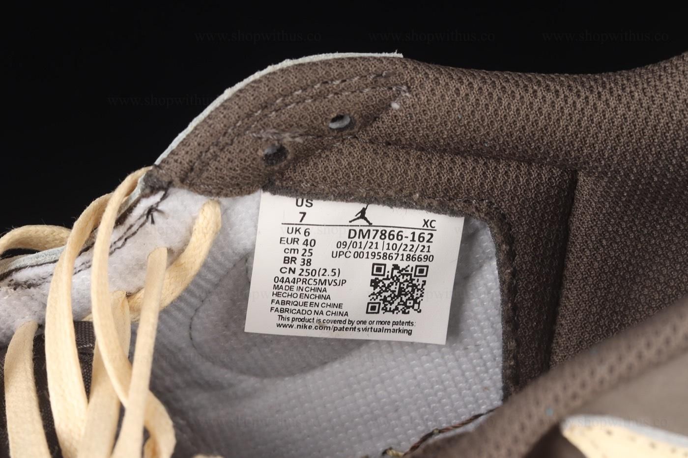 Travis Scott x Air Jordan 1 Low - White Mocha