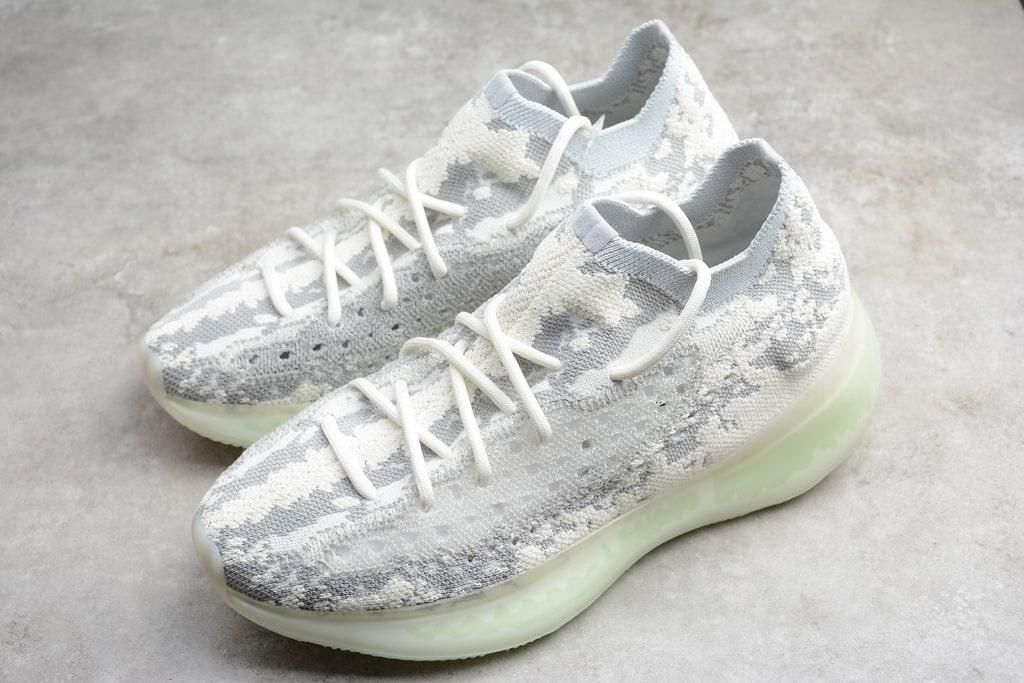 adidasMen's YEEZY Boost 380 - Alien