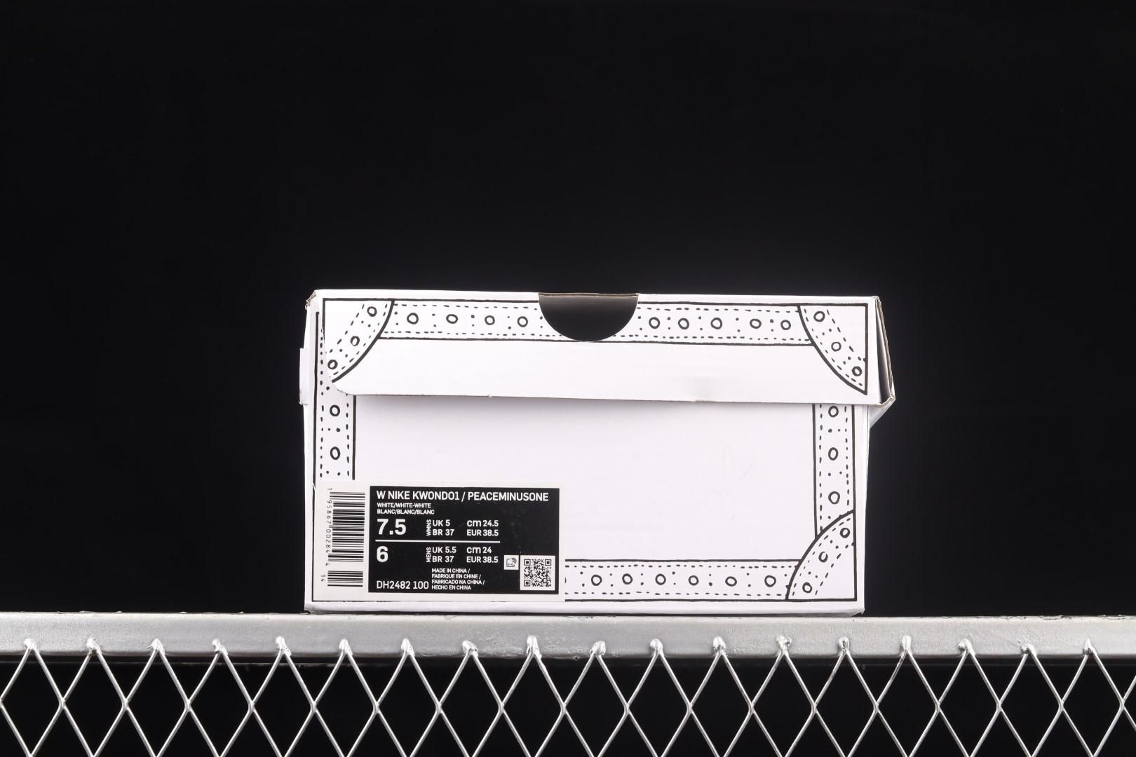 G-Dragon Peaceminusone x NikeUnisex Kwondo 1 - Triple White