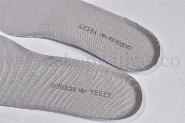 adidasOriginals YEEZY Boost 350 V2 - True Form