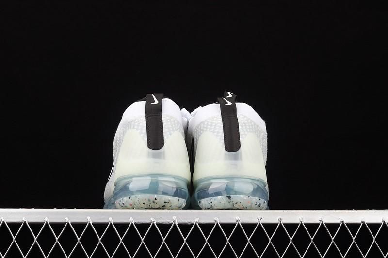 NikeAir VaporMax 2021 FK - White Black/Metallic Silver