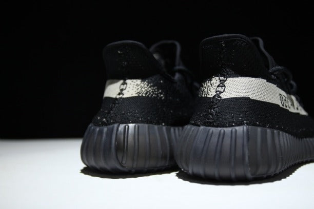 adidasOriginals YEEZY Boost 350 - Oreo