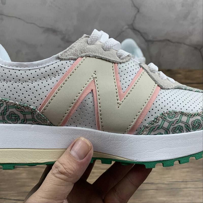 New Balance 327 - Casablanca