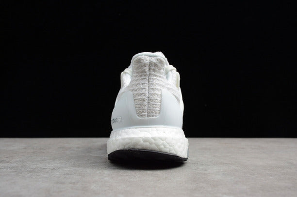 adidasMen's Ultra Boost 4.0 - Running White