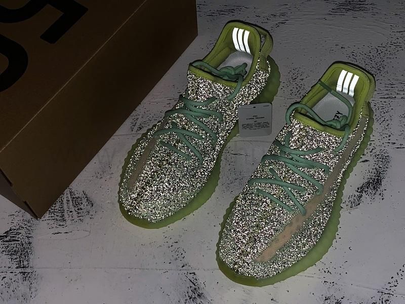 adidasOriginals YEEZY Boost 350 V2 - Yeezreel
