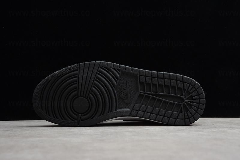 Air Jordan 1 AJ1 Mid - Chicago Black Toe