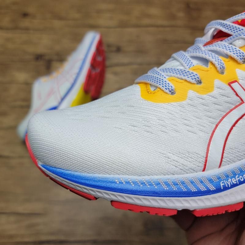 Gundam x Asics Gel-Kayano 27