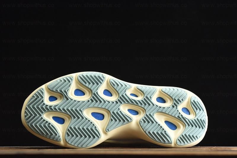 adidasOriginals YEEZY 700 V3 - Azael