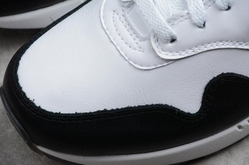 NikeUnisex Air Max 1 - Jewel