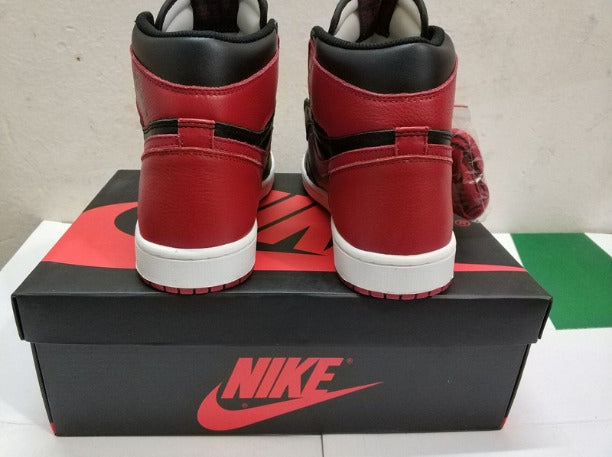 Air Jordan 1 AJ1 High The Return - Bred