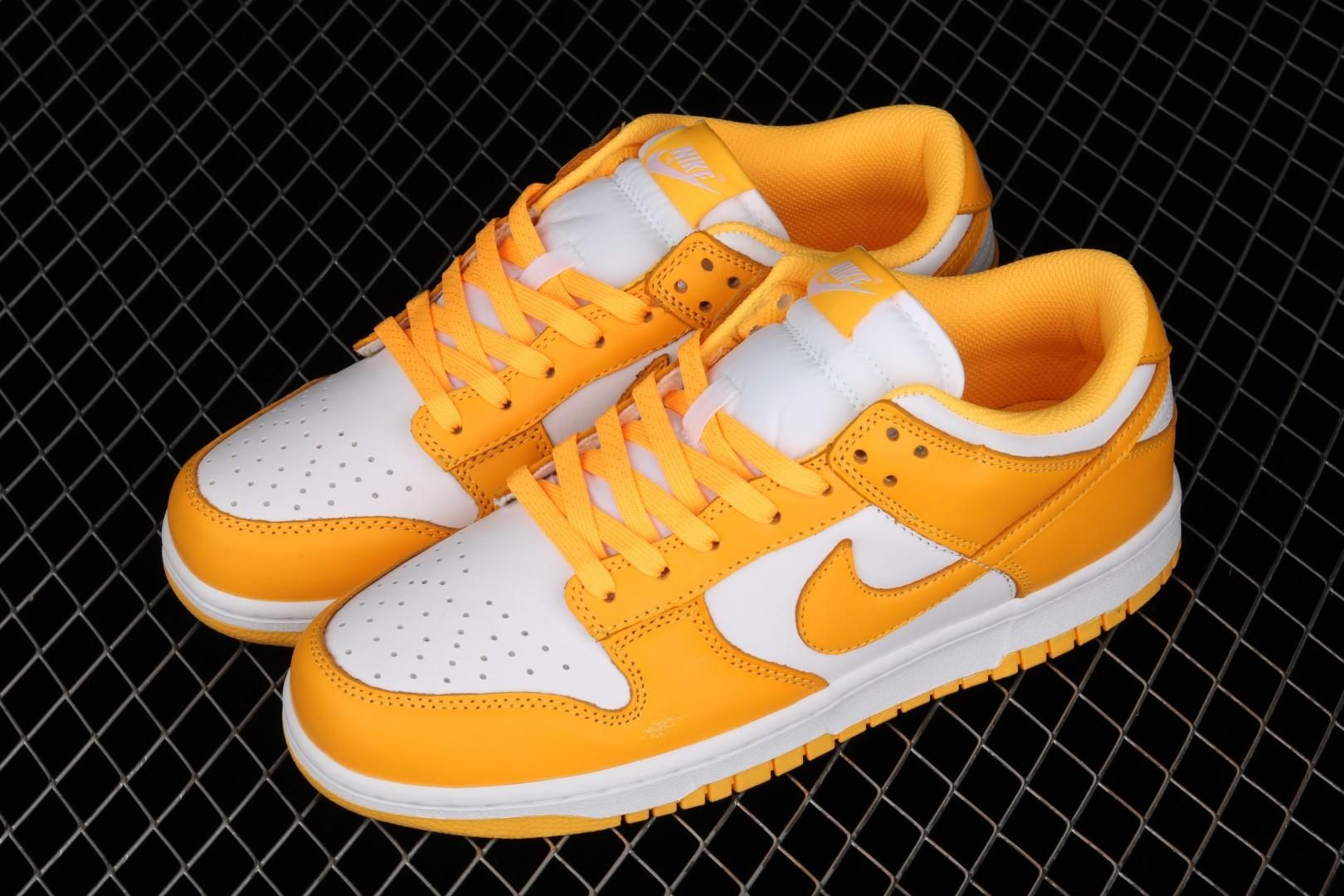 NikeUnisex Dunk Low - Laser Orange