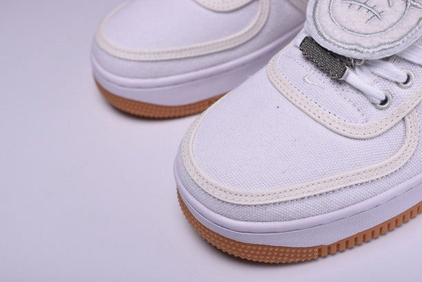 Travis Scott x NikeAir Force 1 Low - Sail
