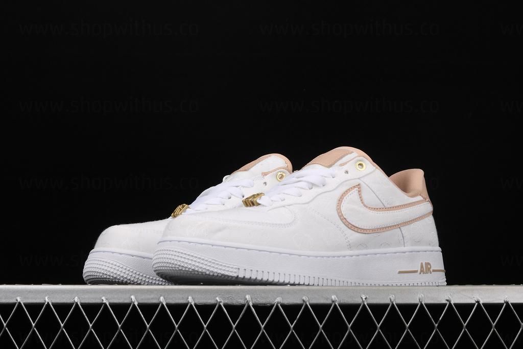 NikeAir Force 1 AF1 07 LUX - Basketball Print