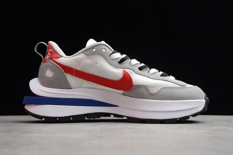 NikeMens x Sacai VaporWaffle - Royal Fuchsia