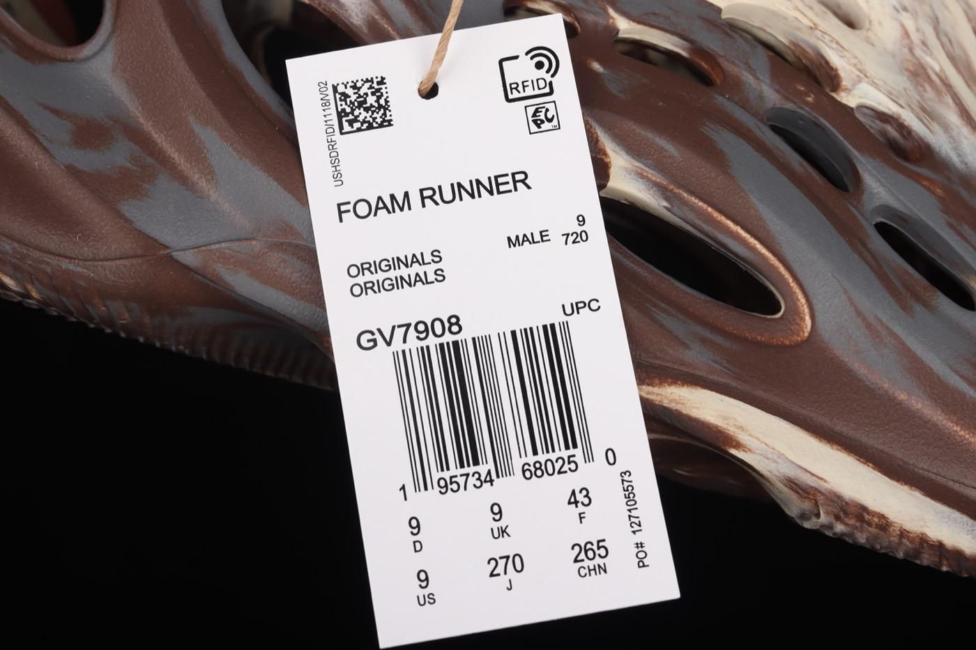 adidasUnisex Yeezy Foam RNNR - MX Cream Clay