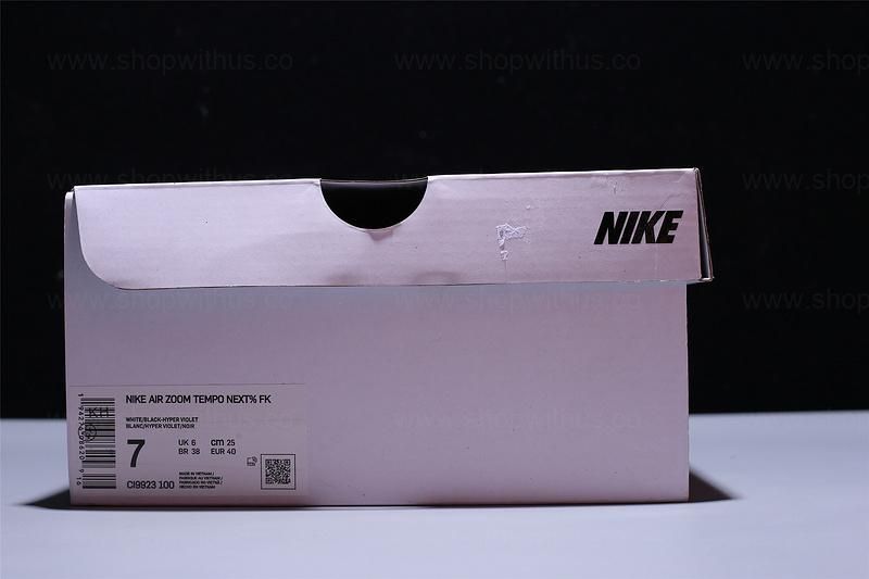 NikeRunning Air Zoom Tempo NEXT% Flyknit - White Hyper Violet