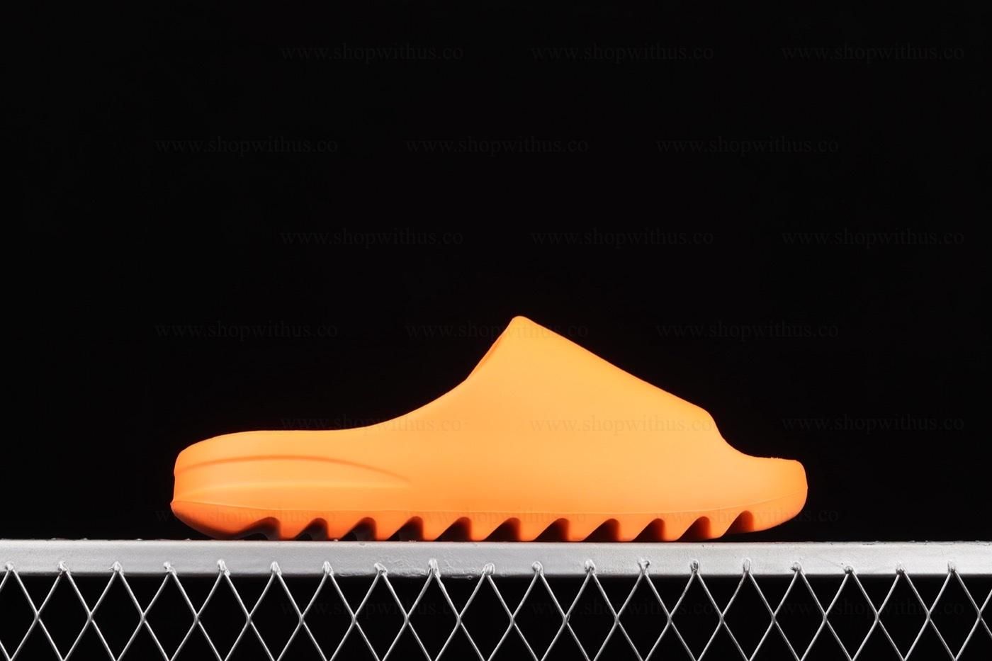 adidasUnisex Yeezy Slide - Enflame Orange