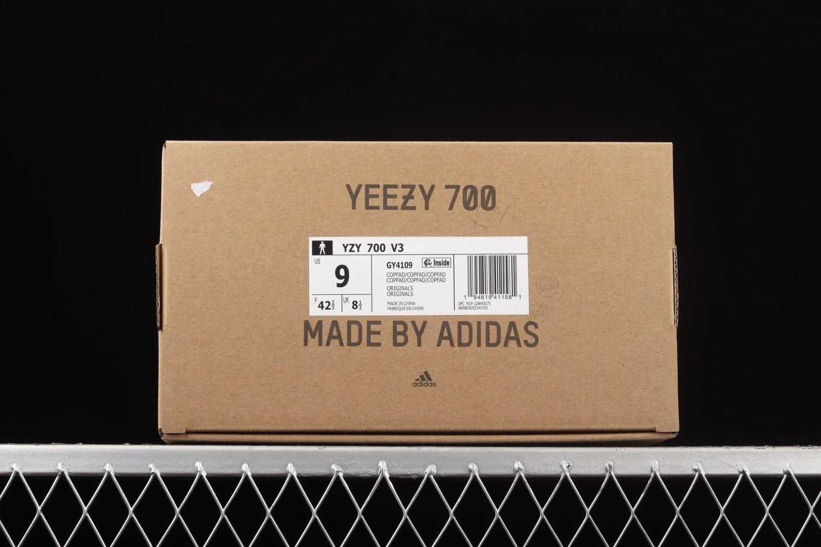 adidasUnisex Yeezy 700 V3 - Copper Fade