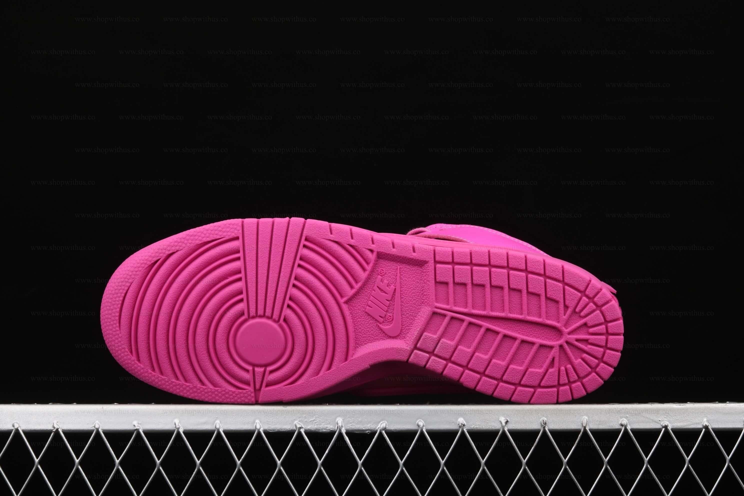 AMBUSH x NikeUnisex Dunk High - Cosmic Fuchsia
