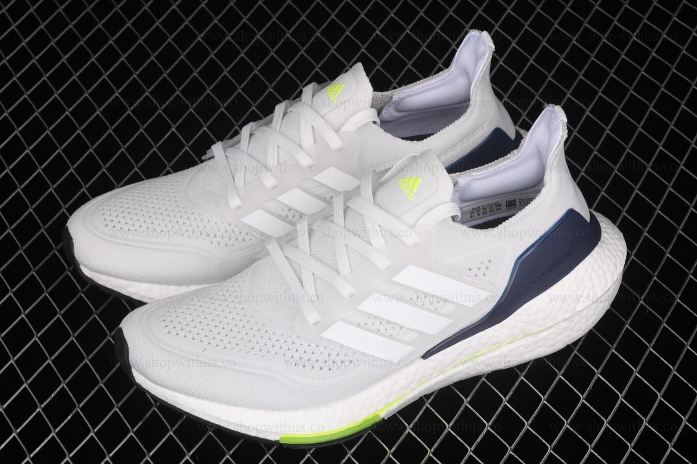 adidasMen's Ultraboost 21 - Crystal White