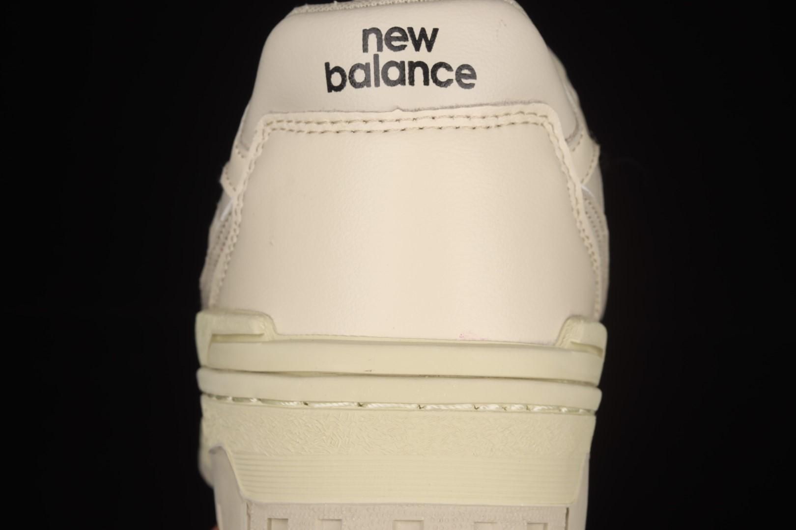 Auralee X New Balance 550 - Pistachio Ecru