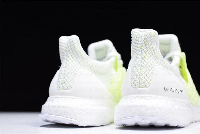 adidasRunnung UltraBOOST Clima - Solar Yellow