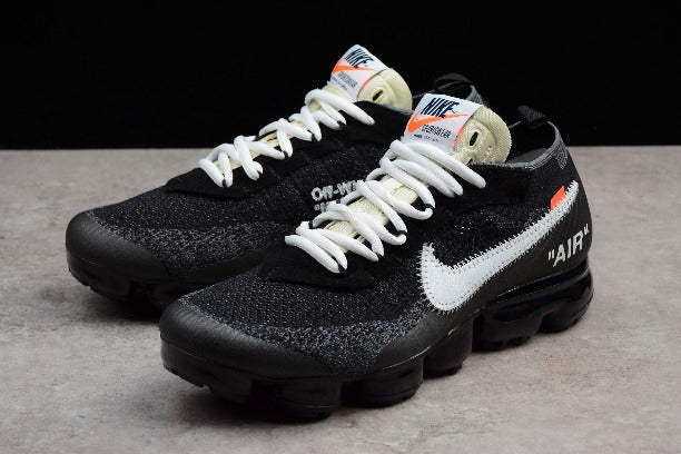 The 10 NikeAir Vapormax x Off-White - Black/White Clear