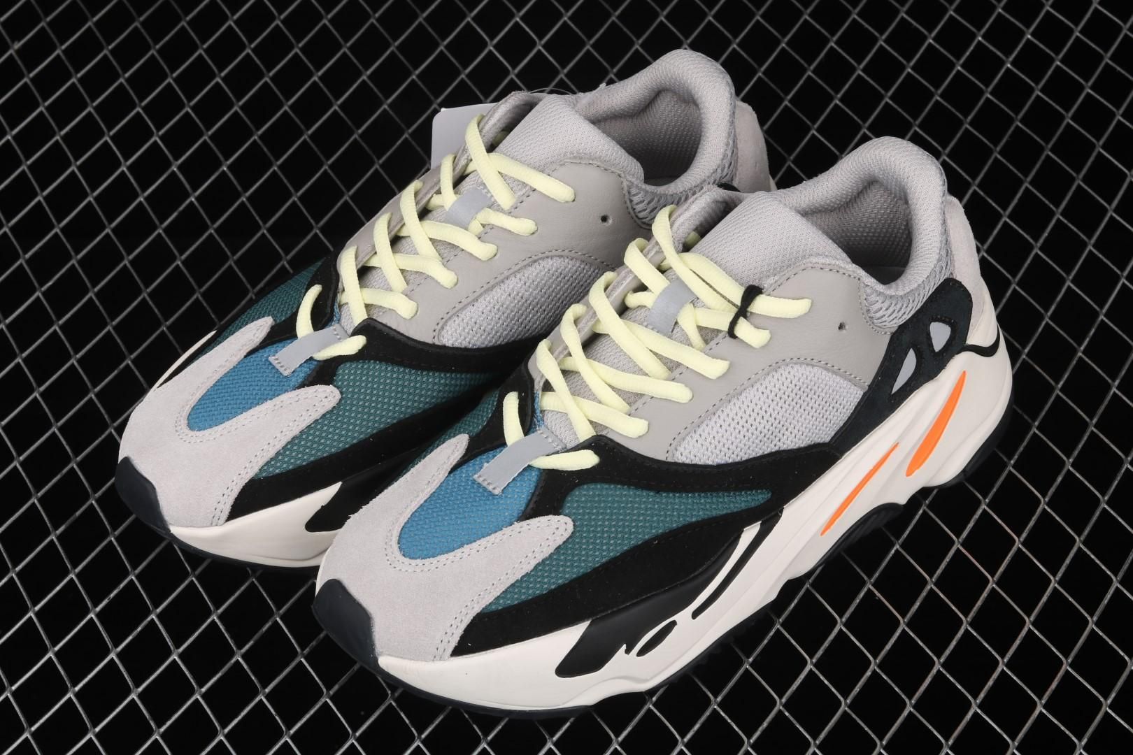 adidasUnisex Yeezy Boost 700 Wave Runner - Solid Grey