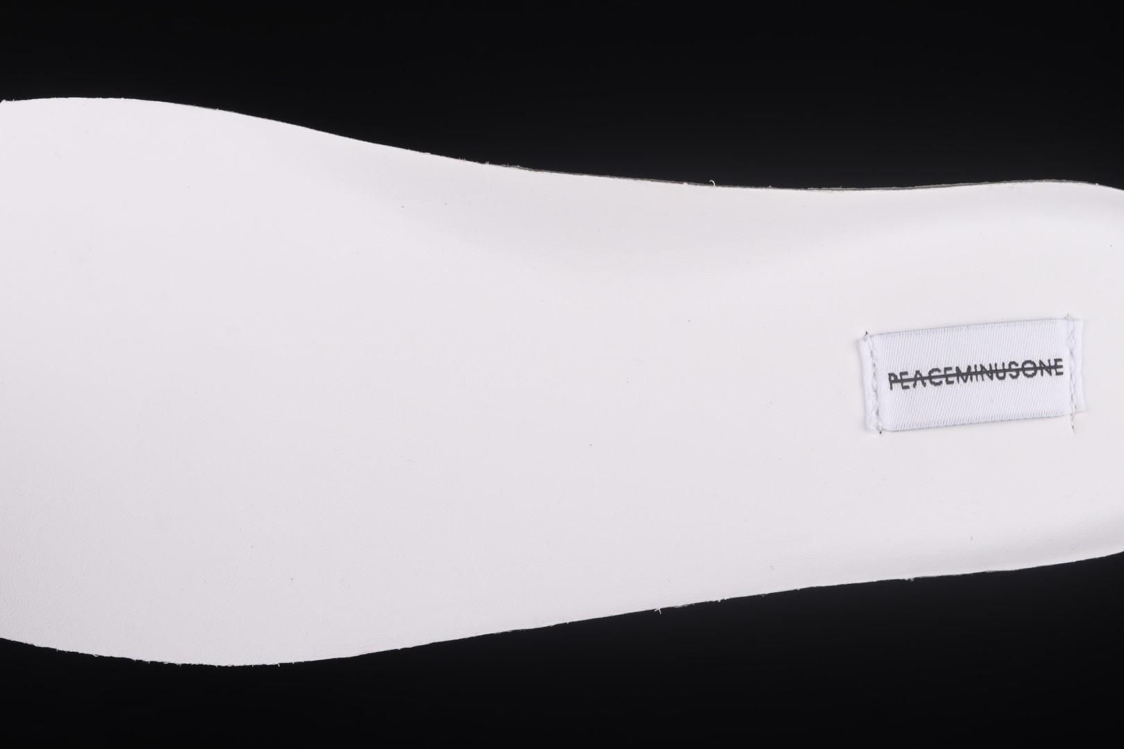 G-Dragon Peaceminusone x NikeUnisex Kwondo 1 - Triple White