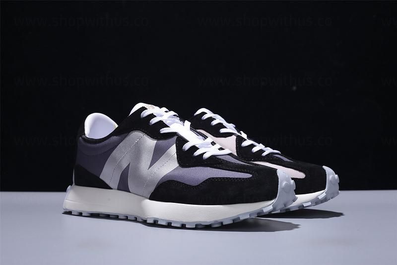 New Balance 327 - Black/Grey
