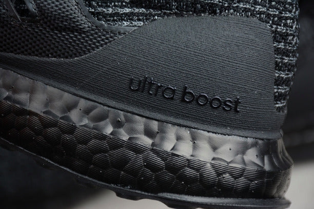 adidasMen's Ultra Boost 4.0 - Triple Black