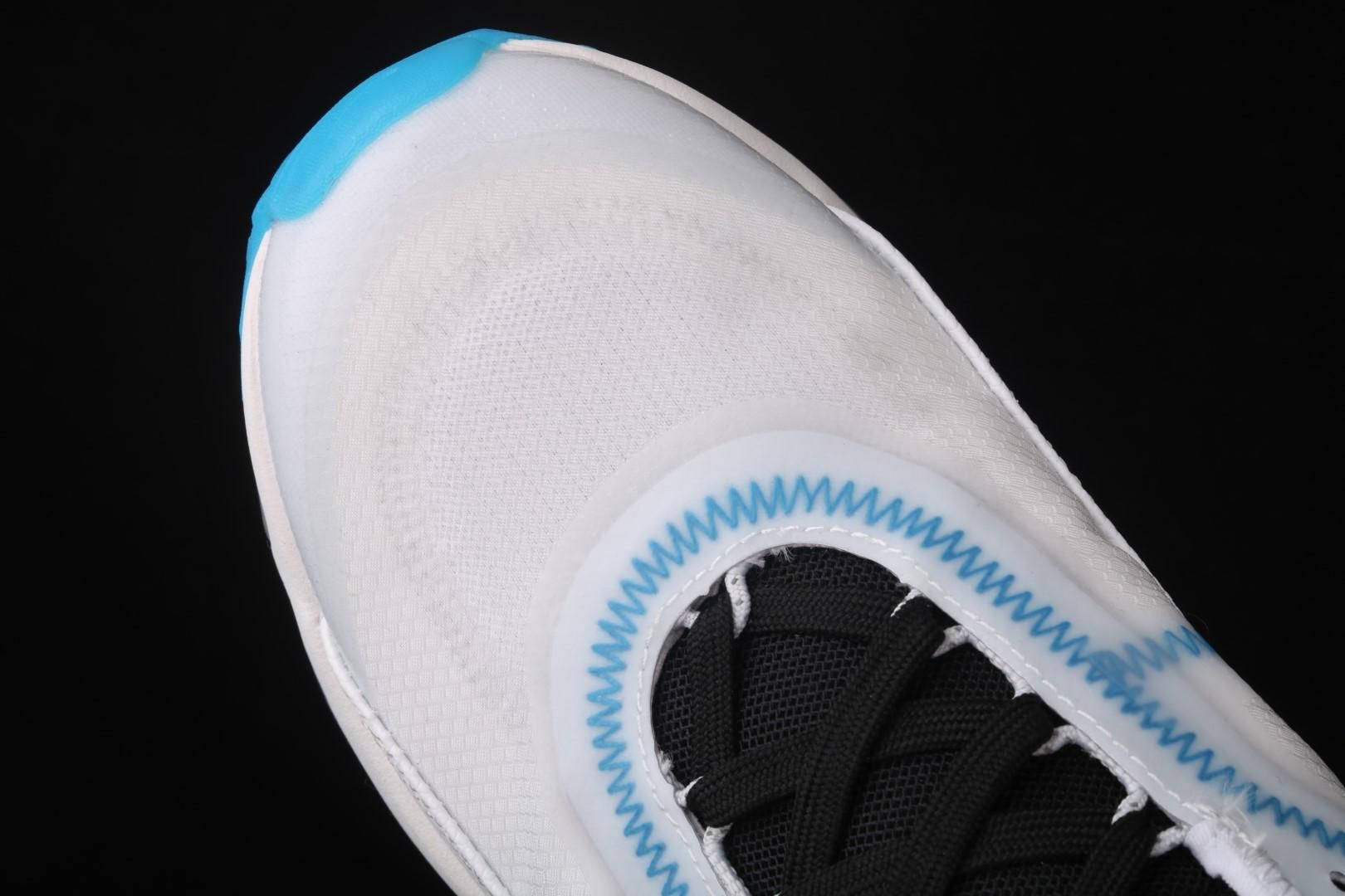 NikeAir Max 2090 - Pure Platinum