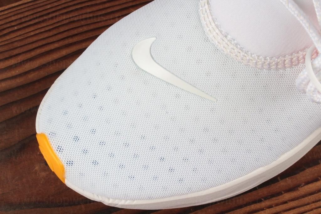 NikeRunning Presto React - Breezy Thursday