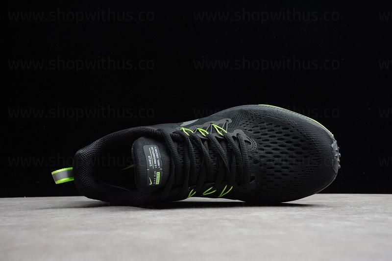 NikeUnisex Air Zoom Structure 15 - Green