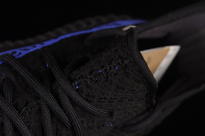 adidasUnisex Yeezy Boost 350 V2 - Dazzling Blue