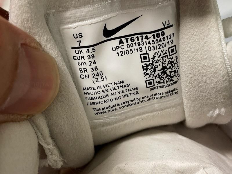 NikeUnisex Air Max 270 React - American Modern