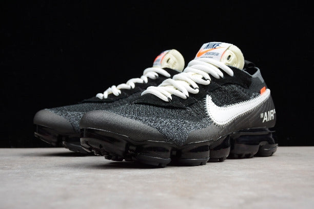 The 10 NikeAir Vapormax x Off-White - Black/White Clear