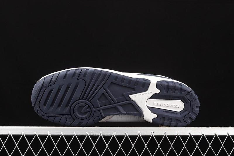 New Balance 550 - Navy Blue