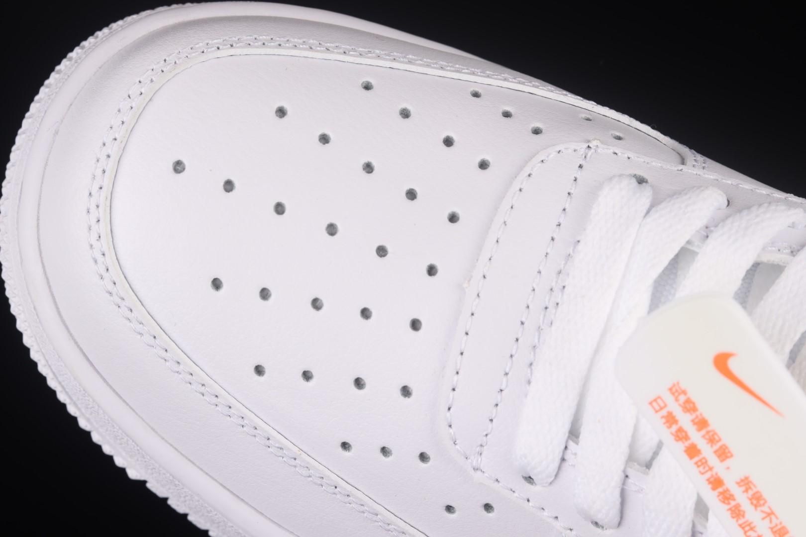 NikeUnisex Air Force 1 AF1 Low '07 FM - Cut Out Swoosh White/Black